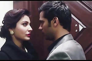Bollywood show the way hot kiss
