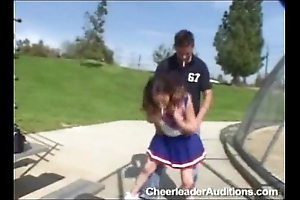 Uncomplicated cheerleader!